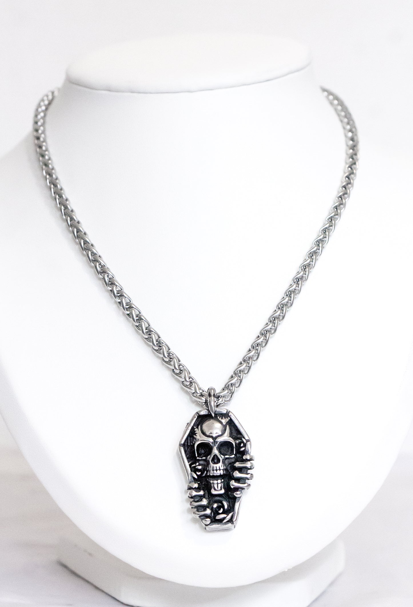 Collier tête de mort