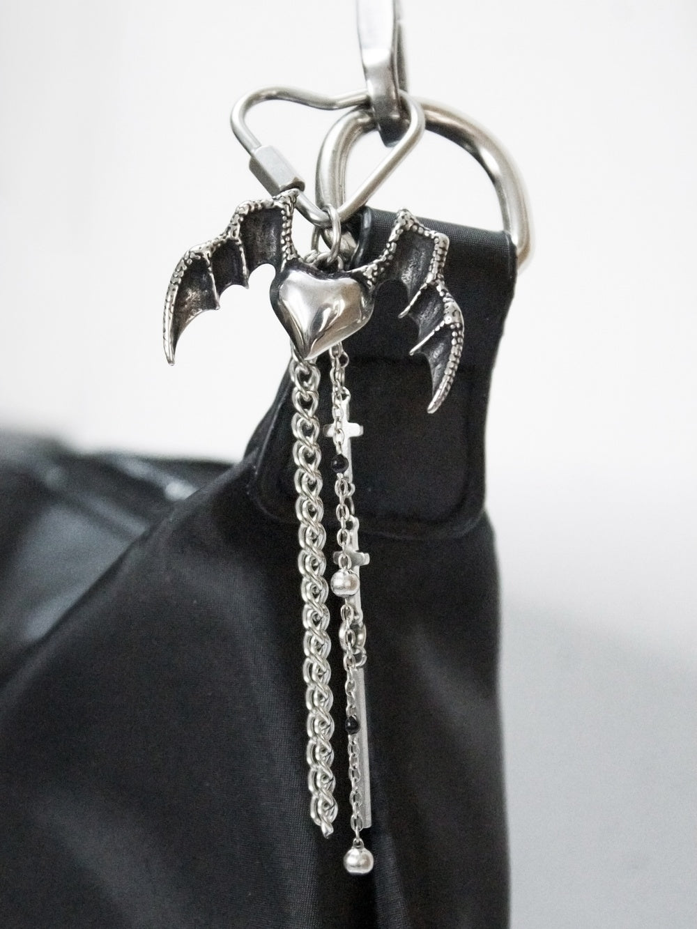 Charm Kodomoskai à accrocher sur les sac, fait à la main en acier inoxydable
