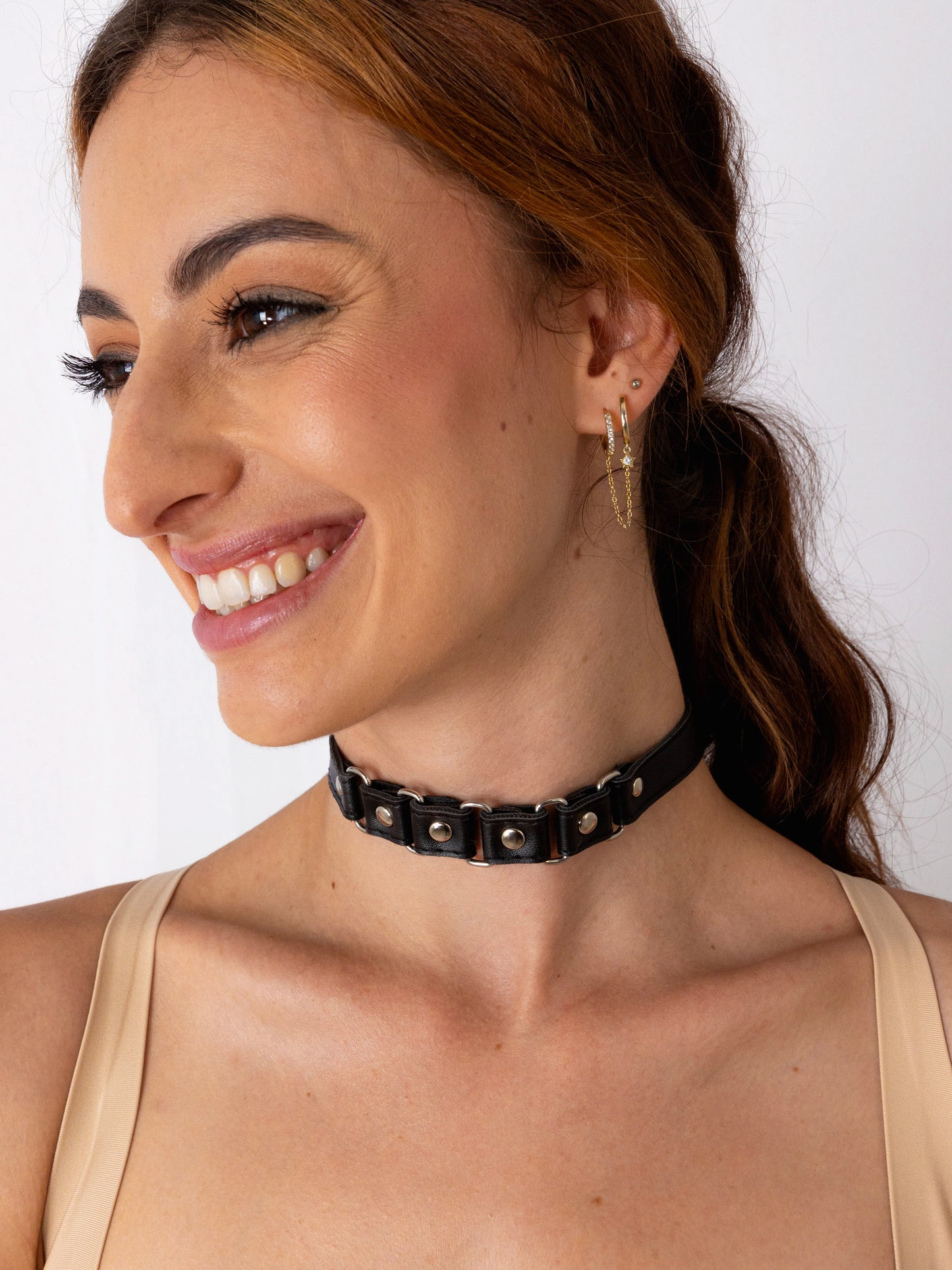 Choker Confident